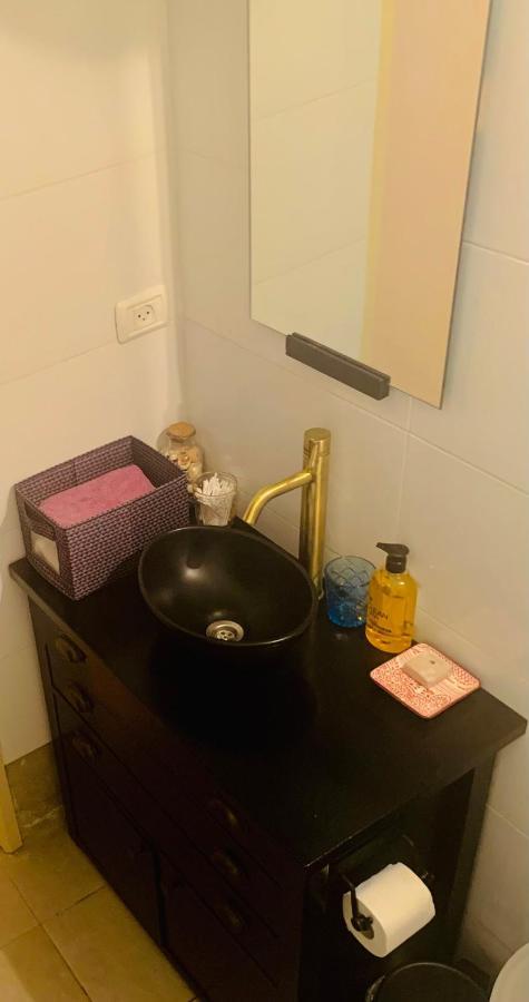 Private Room Studio Suite Yerusalem Bagian luar foto